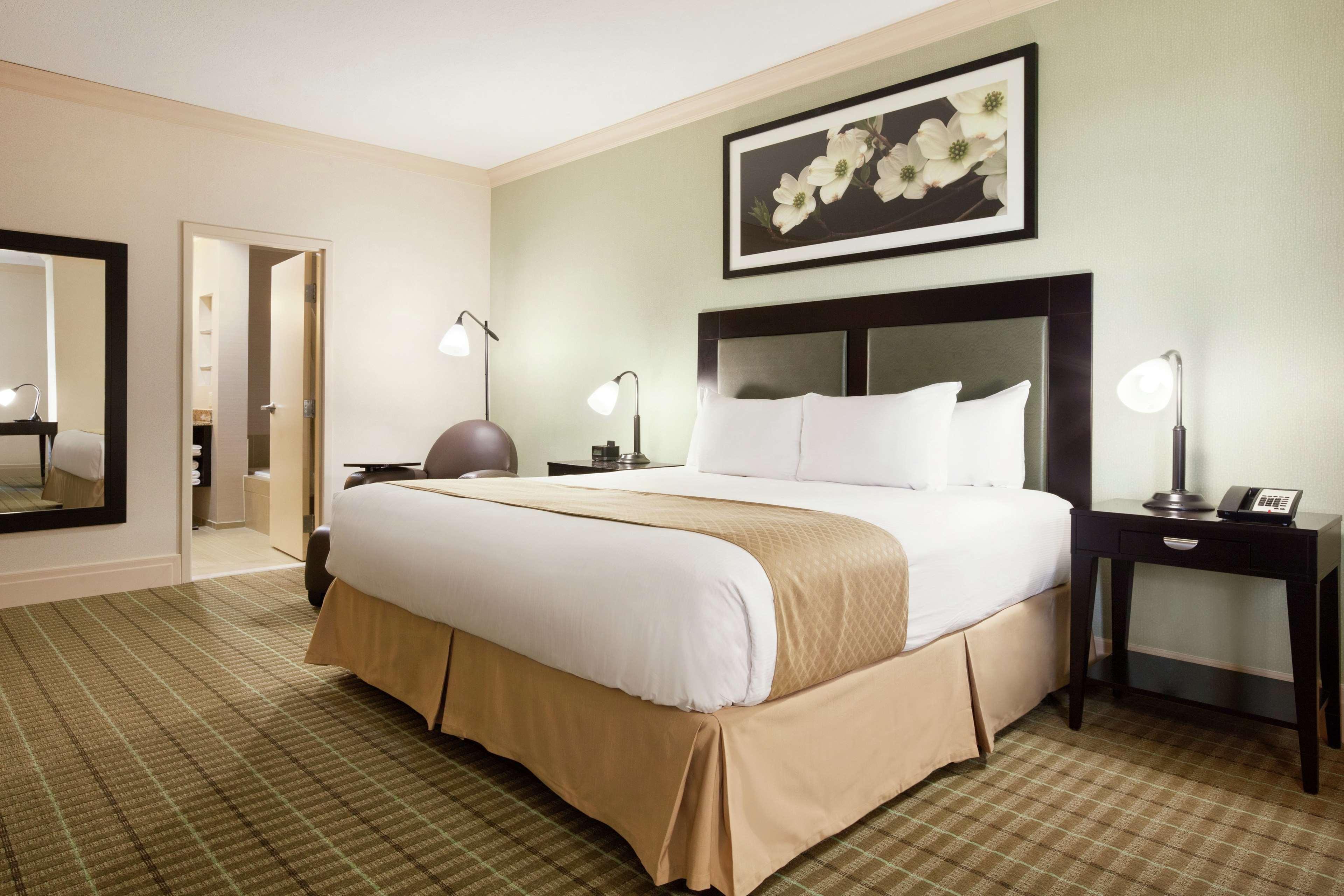 Doubletree By Hilton Hotel Dallas - Love Field Zewnętrze zdjęcie
